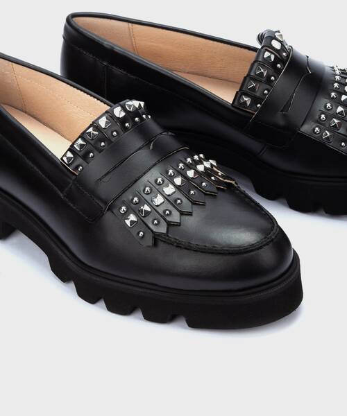 Loafers and Laces | HERMOSILLA 1568-A807P | BLACK | Martinelli